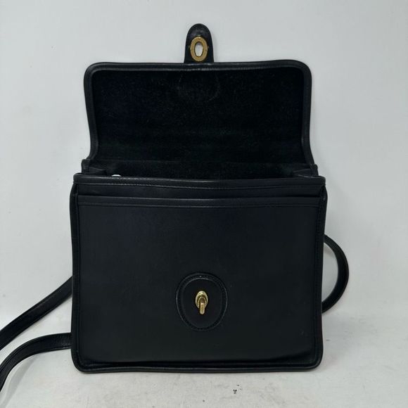 Coach Black Crossbody Bag with Structured Design - Picture 5 of 11
